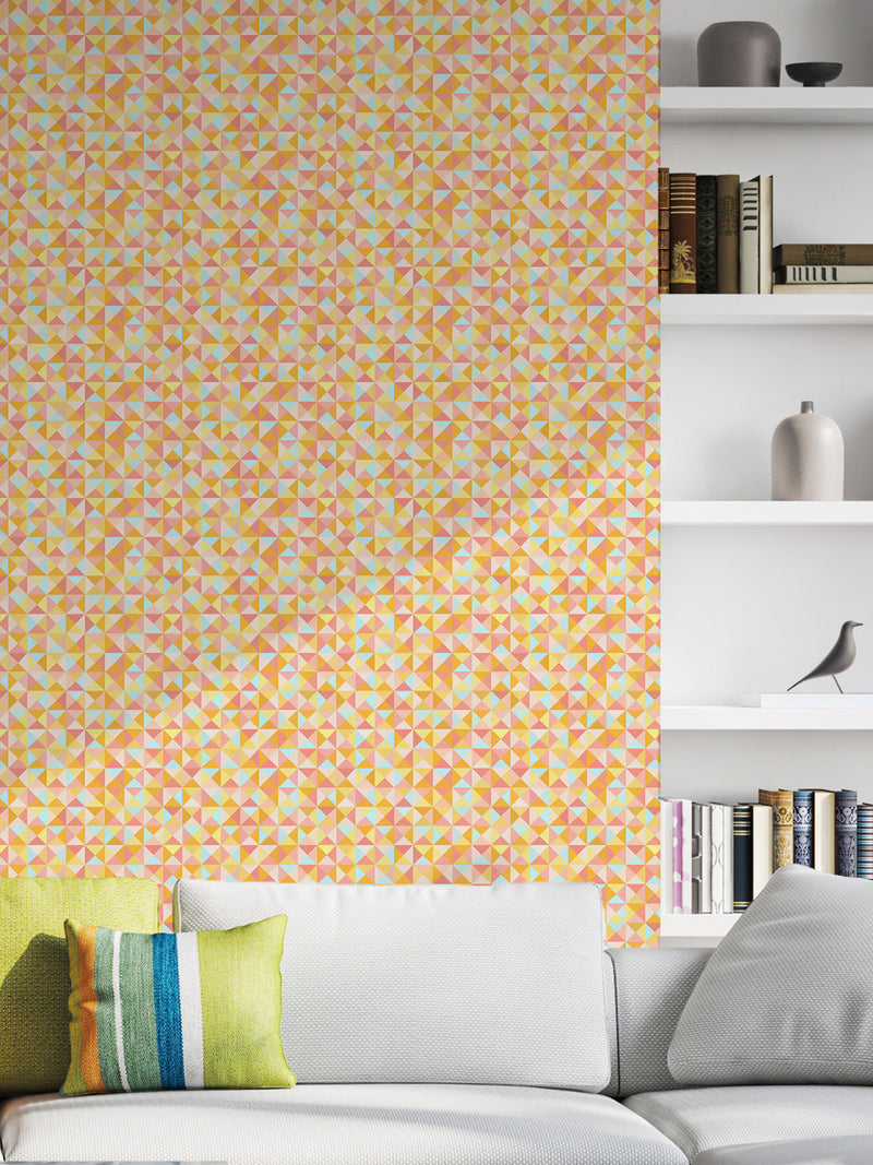 Harlequin | Peach Fuzz